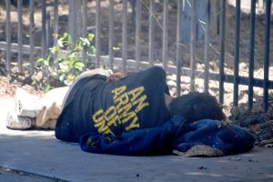 homeless-vet-sleeping-600x400.jpg
